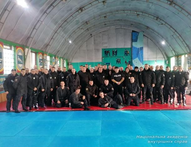 Знешкодити й затримати: практичні заняття для слухачів КЦППП «Академія поліції» ННІ № 1 НАВС Фото 6
