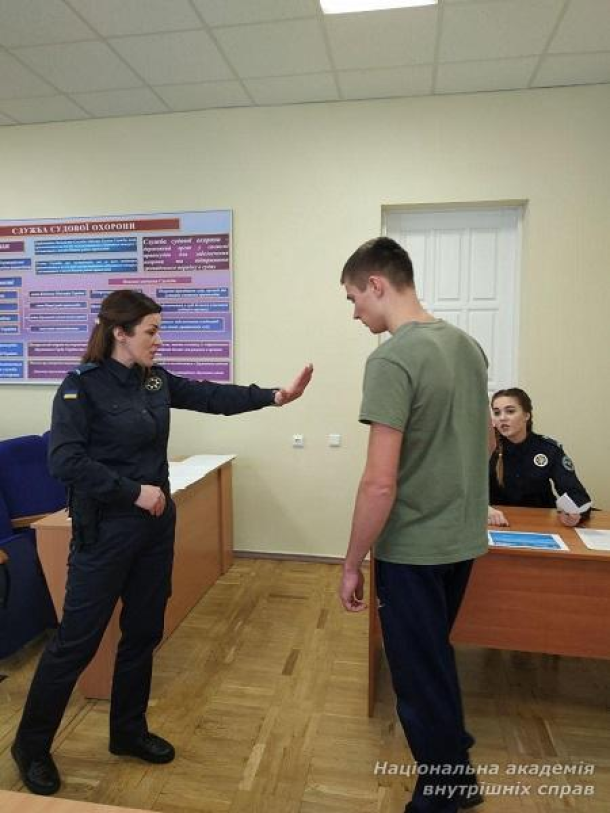 Кваліфікаційна атестація слухачів курсів професійно-технічного навчання за професією «Охоронник» Фото 2