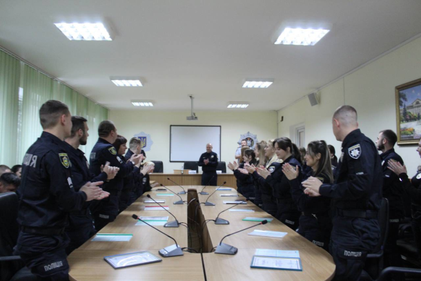 Нове покоління поліцейських Служби освітньої безпеки — на варті майбутнього України Фото 3