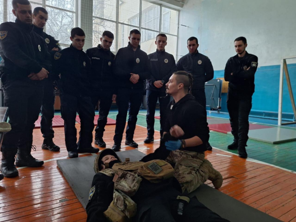 Бінарне заняття з тактики самозахисту та особистої безпеки Фото 1