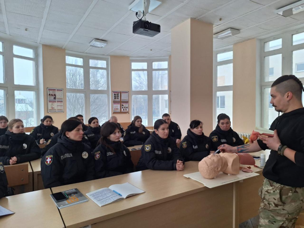 Бінарне заняття з тактики самозахисту та особистої безпеки Фото 2