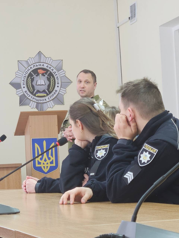 Зустріч із лікарем Владиславом Ващишином – капітаном медичної служби ЗСУ Фото 1
