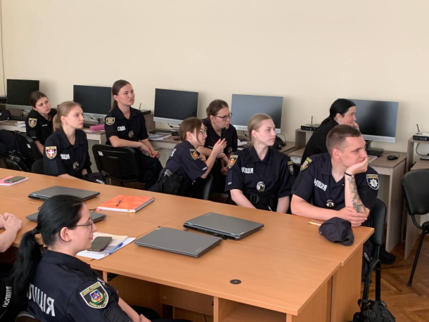 Бінарне заняття з використанням сучасних технологій віртуальної реальності Фото 1