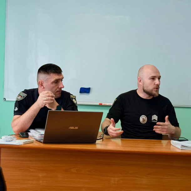 Бінарне практичне заняття щодо взаємодії з громадянами під час дії особливих правових режимів Фото 1