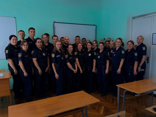 Бінарне практичне заняття щодо взаємодії з громадянами під час дії особливих правових режимів Фото 1